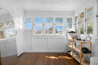 House Leased - QLD - East Toowoomba - 4350 - Freshly Renovated 2-Bedroom Home with Spacious Yard  (Image 2)