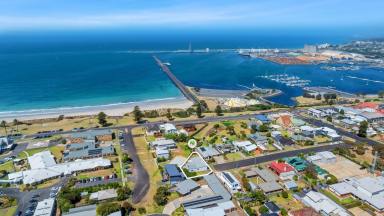 House For Sale - VIC - Portland - 3305 - Premium Location, Exceptional Lifestyle  (Image 2)