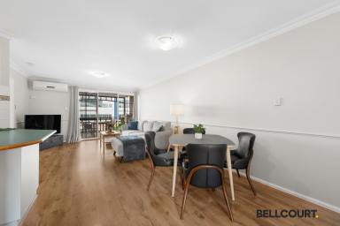 Apartment For Sale - WA - Como - 6152 - SPACIOUS LOCK & LEAVE LIVING  (Image 2)