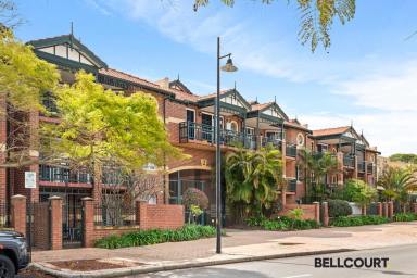 Apartment For Sale - WA - Como - 6152 - SPACIOUS LOCK & LEAVE LIVING  (Image 2)