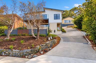 House For Sale - TAS - Bellerive - 7018 - Contemporary Bellerive Living with Spectacular Views  (Image 2)