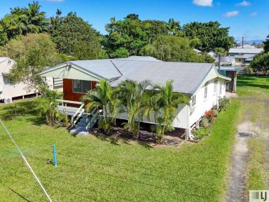 House For Sale - QLD - Tully - 4854 - Nanny & Pa’s Old Place  (Image 2)