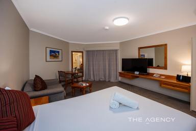 Unit For Sale - WA - Broadwater - 6280 - A Beachside Investment Worth Discovering! (Image 2)
