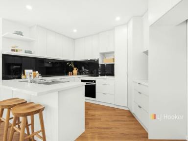 Unit For Sale - TAS - Shearwater - 7307 - Modern Coastal Living in Shearwater  (Image 2)