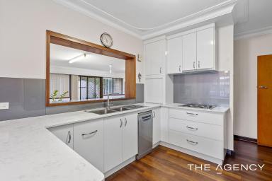 House For Sale - WA - Salter Point - 6152 - A Rare 865 sqm with Retain & Build Opportunity  (Image 2)