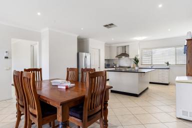 House For Sale - VIC - Wahgunyah - 3687 - Expansive Family Living on a Rare 1,620m² Corner Allotment  (Image 2)