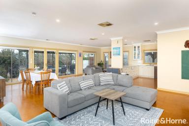 House For Sale - NSW - Kooringal - 2650 - Amongst the Clouds (Image 2)