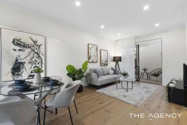Townhouse For Sale - WA - Cloverdale - 6105 - Brand New. Beautifully Finished. A Cut Above.  (Image 2)