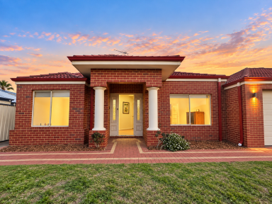 House For Sale - WA - Success - 6164 - MORE ROOM TO LIVE, WORK & GROW (Image 2)