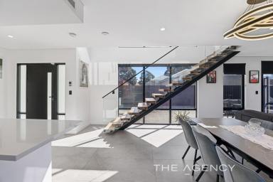 House For Sale - WA - Bassendean - 6054 - A HOME BUILT WITH LOVE — AND WITH NO EXPENSE SPARED!  (Image 2)