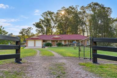 Lifestyle For Sale - NSW - Reedy Creek - 2330 - Exceptional 21.88-Acre Country Estate with Pool, Tennis Court & Extensive Shedding  (Image 2)