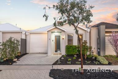 House For Sale - WA - Treeby - 6164 - Delightful, Charming & Effortlessly Modern! (Image 2)