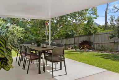 House For Sale - QLD - Eumundi - 4562 - Eumundi living with a view (Image 2)