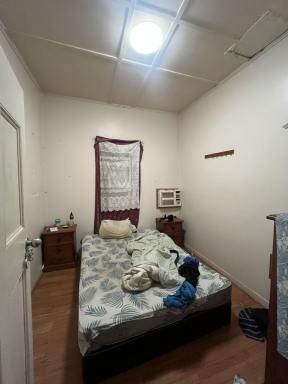 House For Sale - QLD - Depot Hill - 4700 - Renovated Foundations, New Roof & Room to Grow  (Image 2)