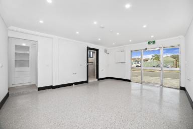 Retail For Lease - NSW - Windang - 2528 - Move Straight In!!  (Image 2)