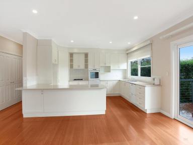 Villa For Lease - NSW - Moss Vale - 2577 - Light Filled Home Close to Town  (Image 2)