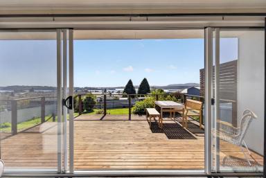 House For Sale - TAS - Beauty Point - 7270 - Your Beauty Point Home!  (Image 2)