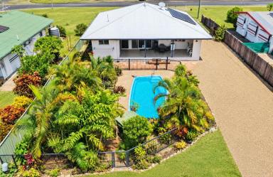 House For Sale - QLD - Cardwell - 4849 - Stylish 3 bedroom, 2 bathroom family home with a pool and shed  (Image 2)