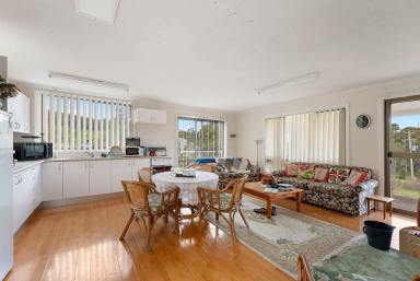 Lifestyle Auction - NSW - Goulburn - 2580 - LARGE FARM CLOSE TO GOULBURN  (Image 2)