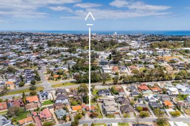 House For Sale - WA - Karrinyup - 6018 - An Invitation to Imagine!  (Image 2)