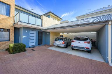 House For Sale - WA - Midland - 6056 - Charming Modern Living in Midland  (Image 2)