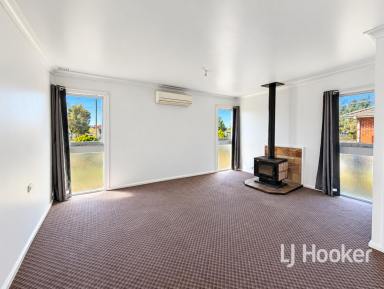 House For Sale - NSW - Inverell - 2360 - Affordable Living Opportunity.  (Image 2)
