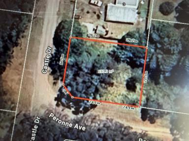 Residential Block For Sale - QLD - Russell Island - 4184 - GREAT CORNER BLOCK @ SANDY BEACH AREA.  (Image 2)