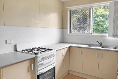 Unit For Lease - QLD - Rockville - 4350 - Cozy 2-Bedroom Unit  (Image 2)