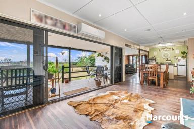 House For Sale - QLD - Horton - 4660 - RURAL LIFESTYLE WITHOUT THE ACREAGE HEADACHE (Image 2)