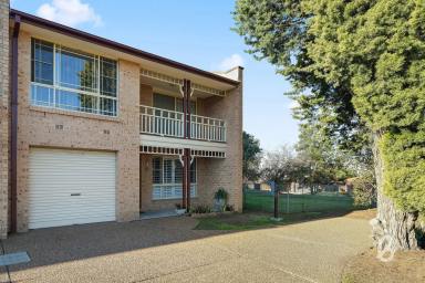 Townhouse For Sale - NSW - Singleton - 2330 - Well Presented Four Bedroom Townhouse (Image 2)