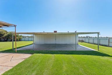 House For Sale - VIC - Merbein West - 3505 - FIRST HOME BUYERS LIFESTYLE OPPORTUNITY  (Image 2)