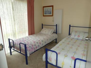 House For Lease - VIC - Nicholson - 3882 - CHARMING FULLY FURNISHED 2 - BEDROOM COTTAGE IN PEACEFUL RURAL SETTING  (Image 2)