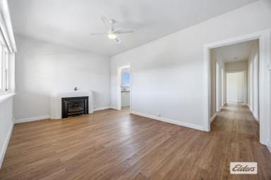 Unit For Sale - VIC - Ararat - 3377 - Modern, Affordable & Centrally Located Unit in the Heart of Ararat  (Image 2)