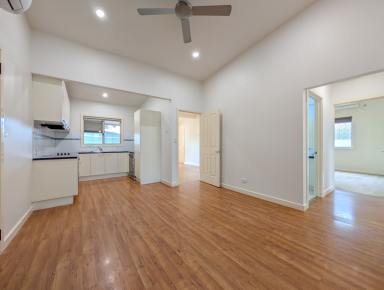 House For Sale - VIC - Swan Hill - 3585 - Comfortable Living in a Convenient Location  (Image 2)