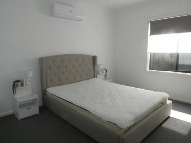 House For Lease - VIC - Paynesville - 3880 - 14a Ilfracombe Way  (Image 2)