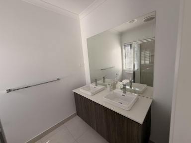 House For Lease - VIC - Paynesville - 3880 - 14a Ilfracombe Way  (Image 2)