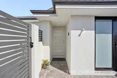 House For Sale - WA - Clarkson - 6030 - In A Word: MORE  (Image 2)