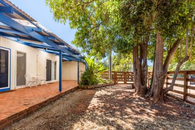 House For Sale - WA - Cable Beach - 6726 - Spacious Home on Huge Cable Beach Block (Image 2)