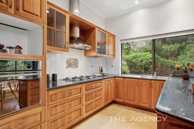 House For Sale - WA - Kalamunda - 6076 - Valley View Magic - Just steps from town  (Image 2)