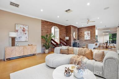 House For Sale - WA - Kalamunda - 6076 - Valley View Magic - Just steps from town  (Image 2)
