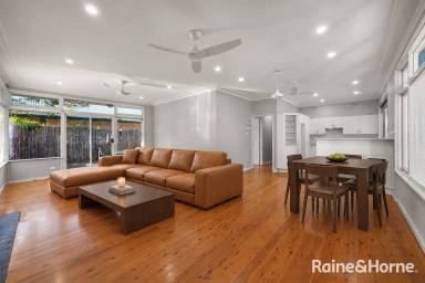 House For Sale - NSW - Nowra - 2541 - Cute from the Kerb, Big on Possibility (Image 2)