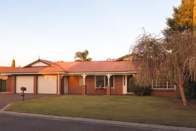 House For Sale - WA - Ballajura - 6066 - In a Word: Home  (Image 2)