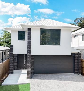 House For Lease - QLD - Seventeen Mile Rocks - 4073 - BRAND NEW SPACIOUS HOME  (Image 2)