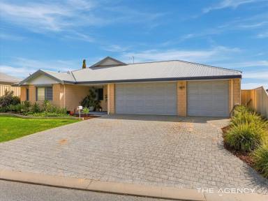 House For Sale - WA - Dawesville - 6211 - THINK FOREVER, LIVE BEAUTIFULLY, IN NATURES PLAYGROUND- DAWEWSVILLE (Image 2)