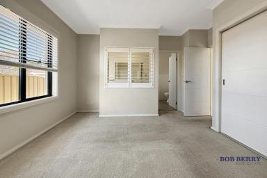 Villa For Lease - NSW - Dubbo - 2830 - "The Avenue" executive style modern villa (Image 2)