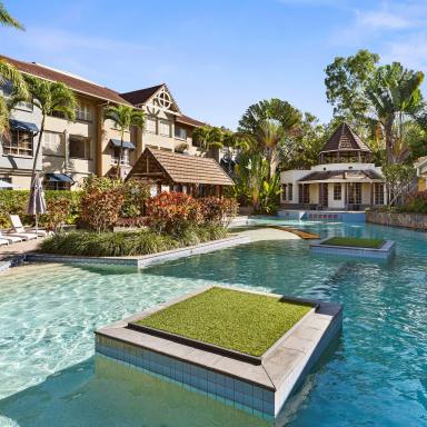 Apartment For Lease - QLD - Cairns North - 4870 - APARTMENT IN A GREAT EDGE HILL LOCATION (Image 2)