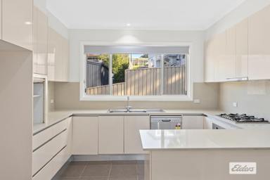 House For Lease - NSW - Mount Keira - 2500 - Birds Eye Views! (Image 2)