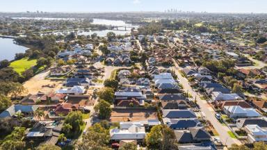 Residential Block For Sale - WA - Wilson - 6107 - Green Title Lot In One Of Wilson Most Enviable Positions! (Image 2)