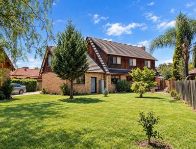 House For Sale - NSW - Thurgoona - 2640 - Architecturally Designed Chalet Style Home on Approx. 1,300m² (Image 2)