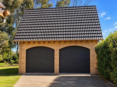 House For Sale - NSW - Thurgoona - 2640 - Architecturally Designed Chalet Style Home on Approx. 1,300m²  (Image 2)